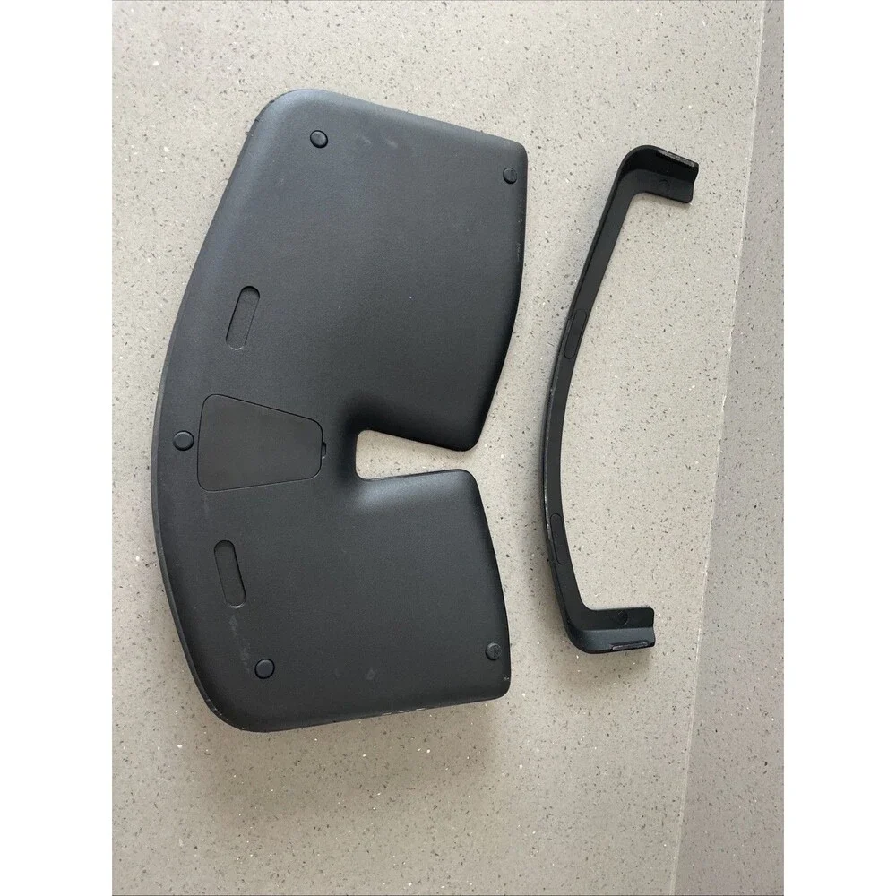 Microsoft Sculpt Ergonomic Wireless Keyboard and Number Pad Model 1559 UNTESTED